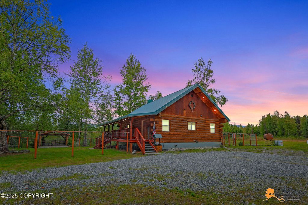 7285 W Silver Drive, Wasilla, AK 99623