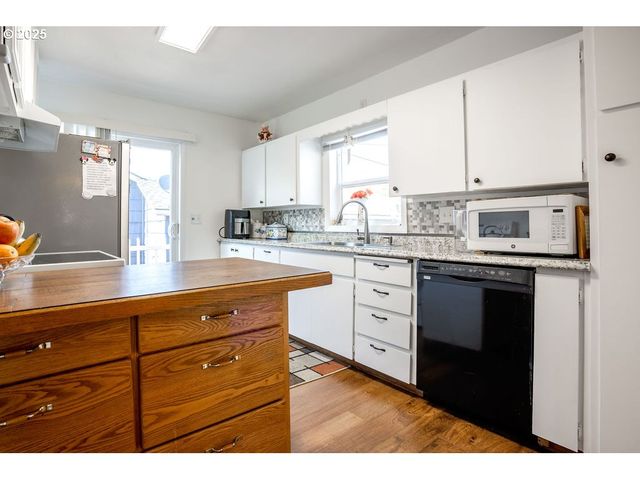 404 JACKSON St, Ryderwood, WA 98581