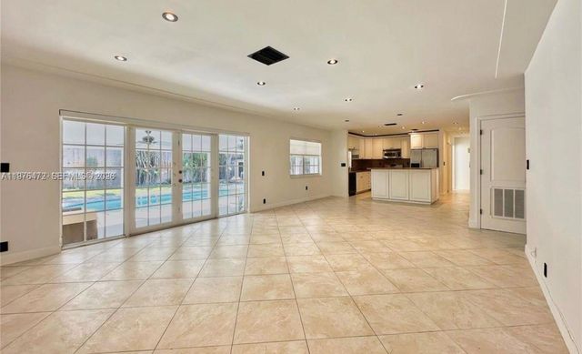 21020 NE 18th Ct, Miami, FL 33179