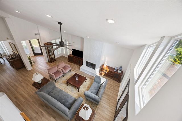 7807 Del Rey Lane, Houston, TX 77071