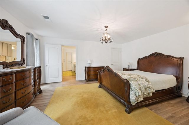 7807 Del Rey Lane, Houston, TX 77071