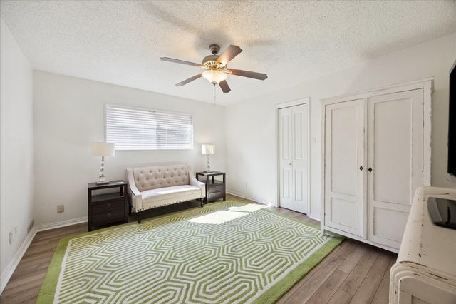 7807 Del Rey Lane, Houston, TX 77071