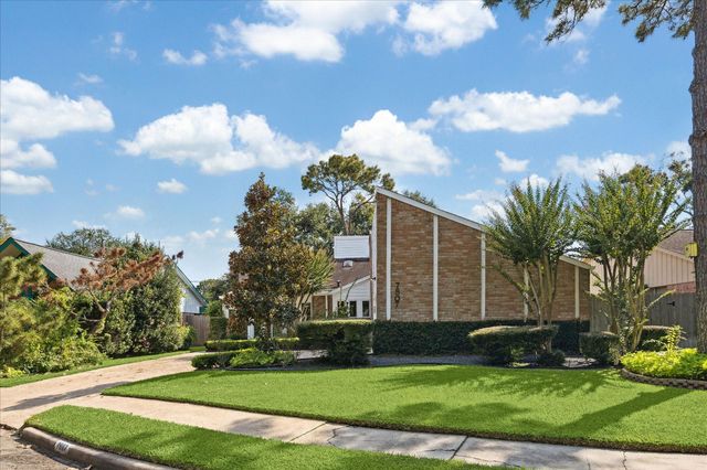 7807 Del Rey Lane, Houston, TX 77071