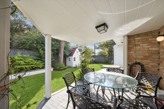 7807 Del Rey Lane, Houston, TX 77071