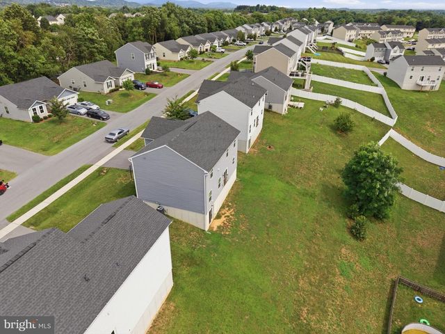 400 SALIDA TRL, Martinsburg, WV 25403