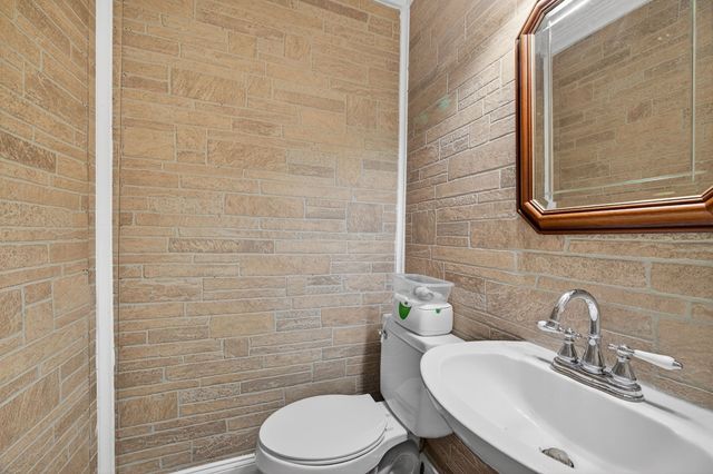 407 Ambrose Dr, Clarksville, TN 37042