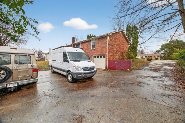 407 Ambrose Dr, Clarksville, TN 37042