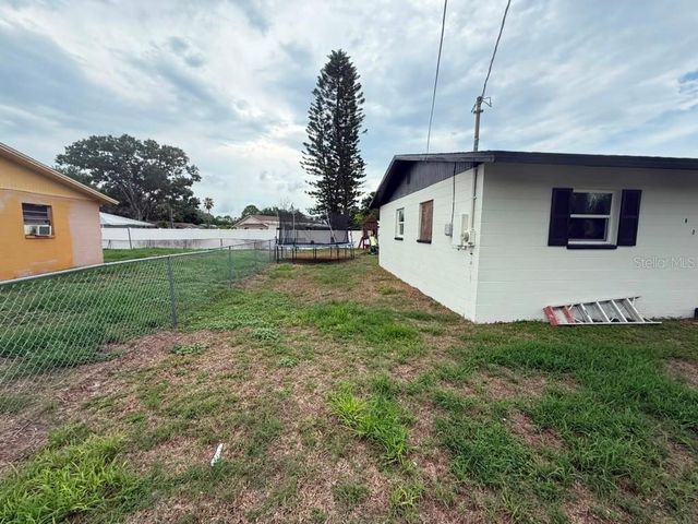1402 4TH AVENUE NE, Ruskin, FL 33570