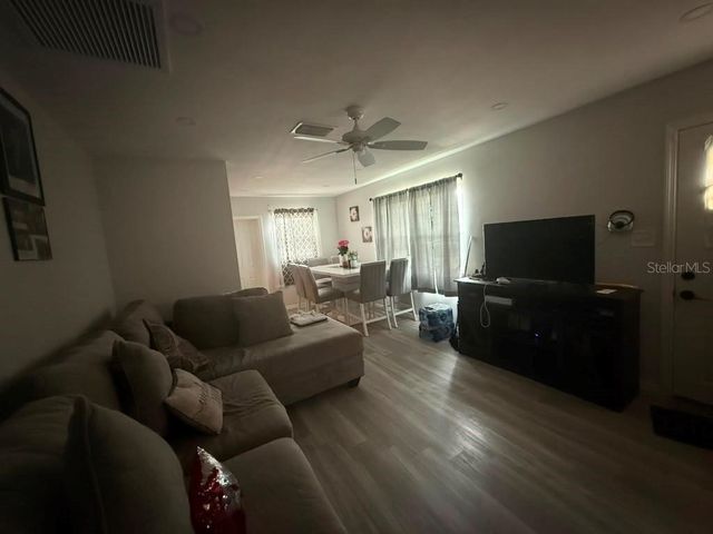 1402 4TH AVENUE NE, Ruskin, FL 33570