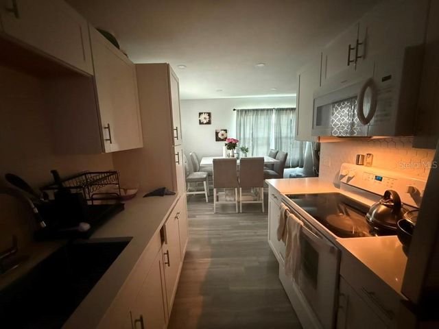 1402 4TH AVENUE NE, Ruskin, FL 33570