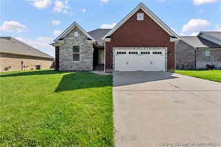 5609 Buckthorne Drive, Jeffersonville, IN 47130