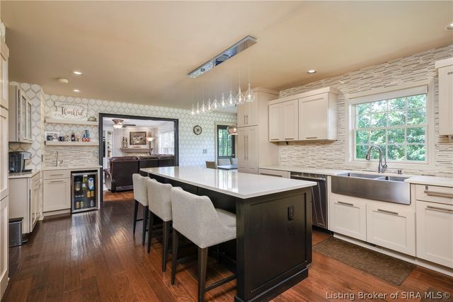 6605 Pheasant Run Road, Charlestown, IN 47111