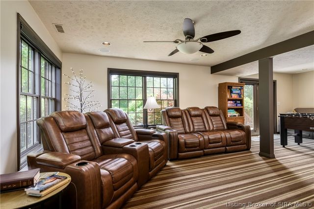 6605 Pheasant Run Road, Charlestown, IN 47111