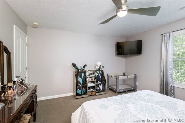 6605 Pheasant Run Road, Charlestown, IN 47111