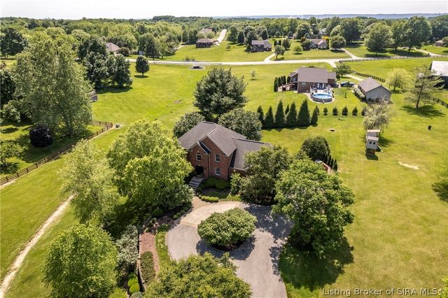 6605 Pheasant Run Road, Charlestown, IN 47111