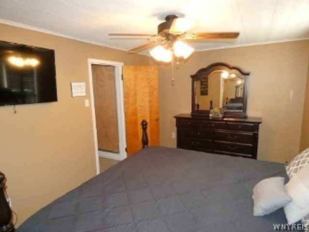 1410 Fort Avenue, Niagara Falls, NY 14303