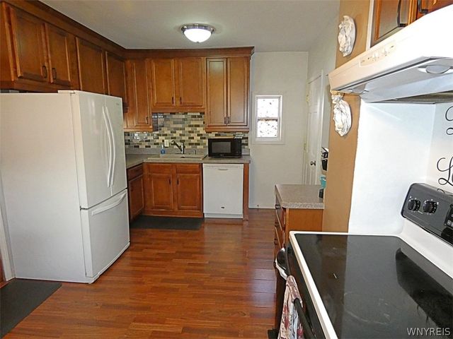 1410 Fort Avenue, Niagara Falls, NY 14303