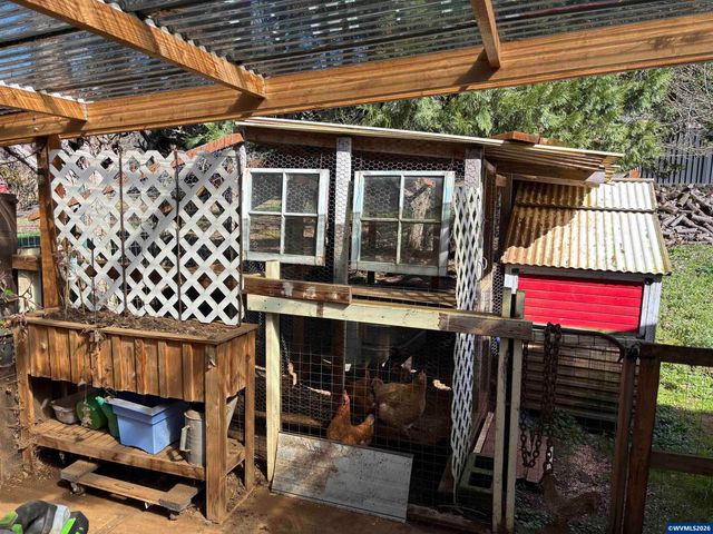 5405 Val View Dr SE, Turner, OR 97392