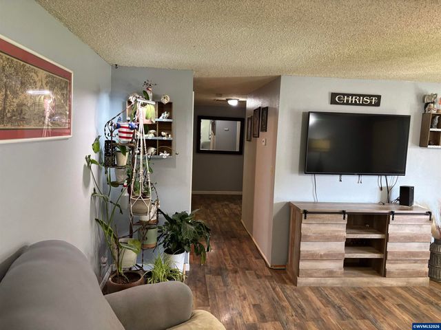 5405 Val View Dr SE, Turner, OR 97392