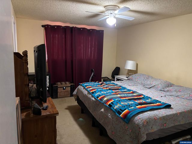 5405 Val View Dr SE, Turner, OR 97392