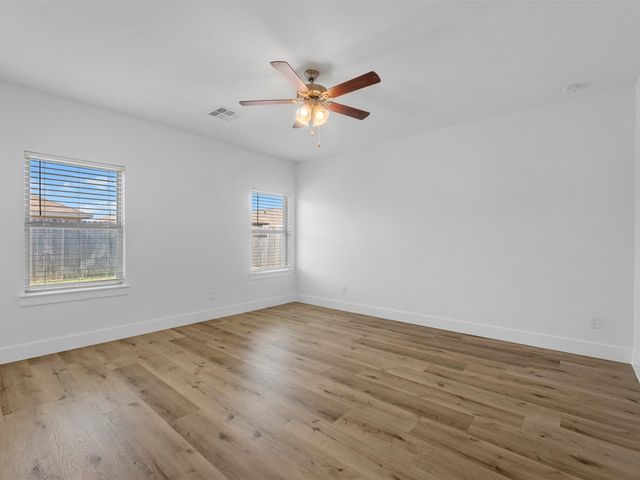 24751 Russet Bluff Trail, Houston, TX 77336