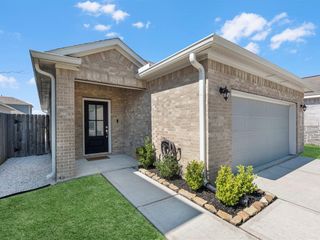 24751 Russet Bluff Trail, Houston, TX 77336