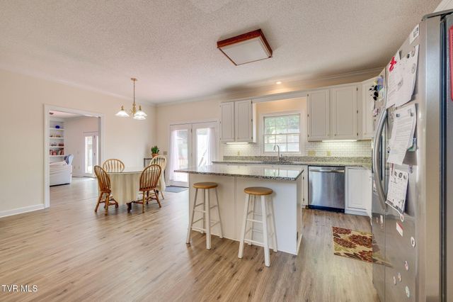 3502 Bondwood Circle, Johnson City, TN 37604