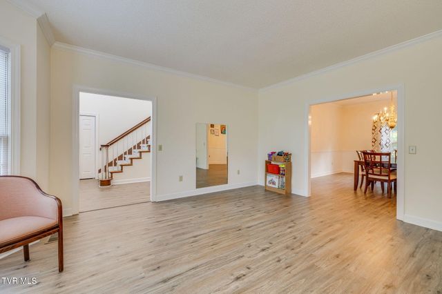 3502 Bondwood Circle, Johnson City, TN 37604