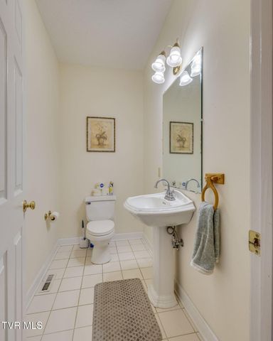 3502 Bondwood Circle, Johnson City, TN 37604