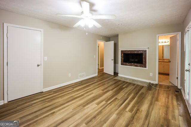 6049 Radford Drive, Riverdale, GA 30296