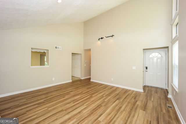 6049 Radford Drive, Riverdale, GA 30296