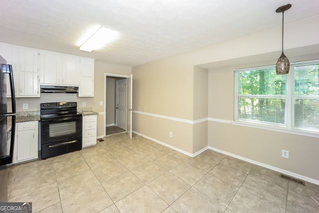 6049 Radford Drive, Riverdale, GA 30296