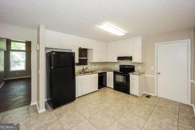 6049 Radford Drive, Riverdale, GA 30296