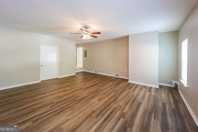 6049 Radford Drive, Riverdale, GA 30296