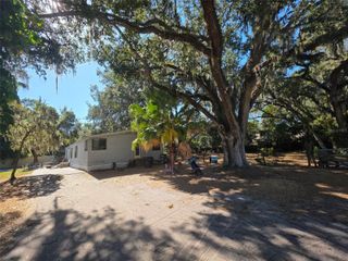 6415 LUNN ROAD, Lakeland, FL 33811