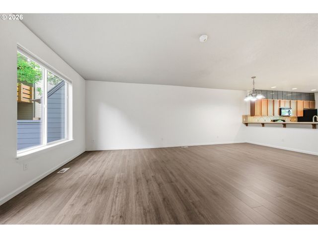 14406 Sw PENNYWORT Ter, Portland, OR 97224
