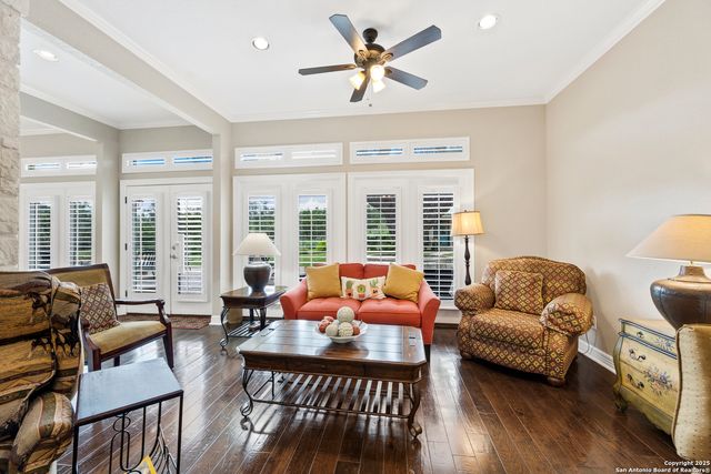 111 Oak Pointe, New Braunfels, TX 78132