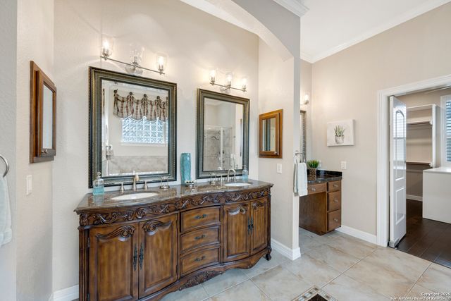 111 Oak Pointe, New Braunfels, TX 78132