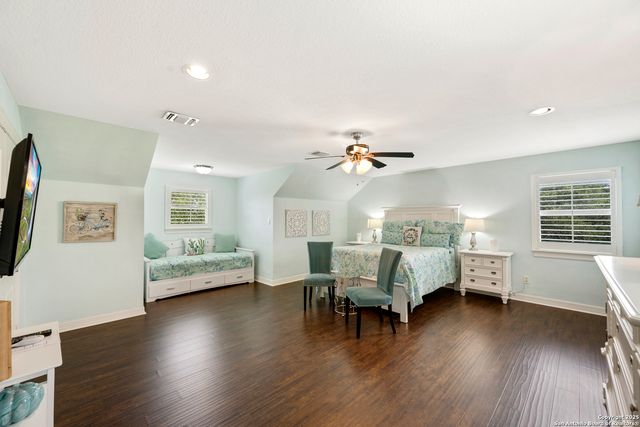 111 Oak Pointe, New Braunfels, TX 78132