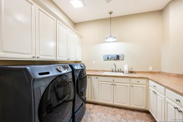 111 Oak Pointe, New Braunfels, TX 78132