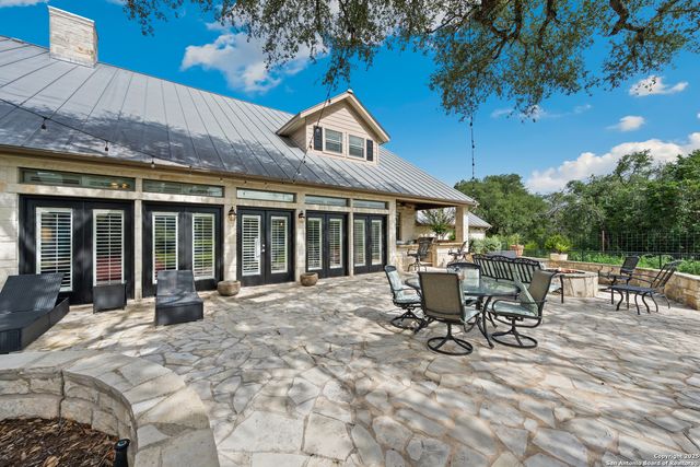 111 Oak Pointe, New Braunfels, TX 78132