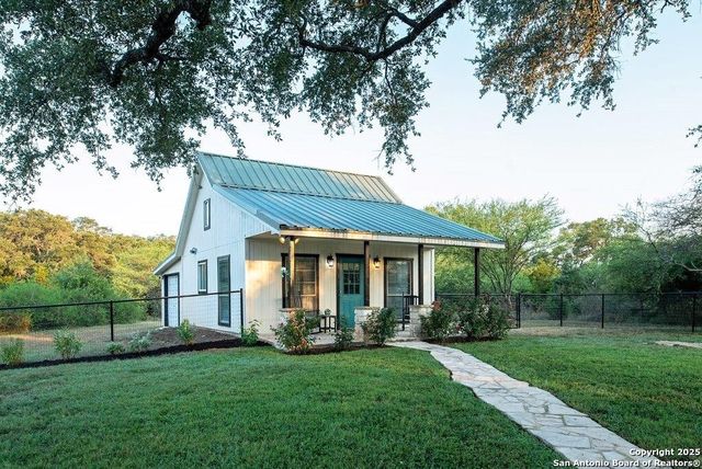 111 Oak Pointe, New Braunfels, TX 78132