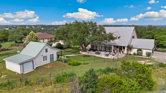 111 Oak Pointe, New Braunfels, TX 78132