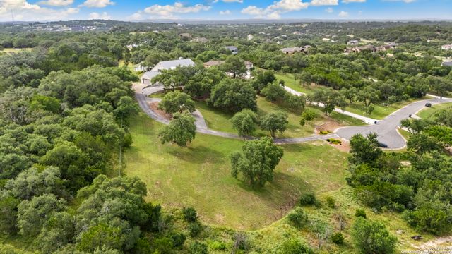 111 Oak Pointe, New Braunfels, TX 78132