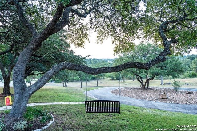 111 Oak Pointe, New Braunfels, TX 78132