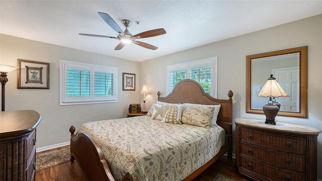 531 WEDGE LANE, Longboat Key, FL 34228