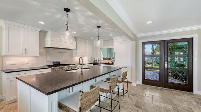 531 WEDGE LANE, Longboat Key, FL 34228