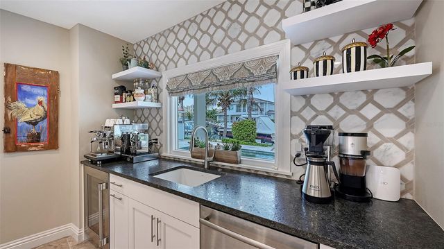 531 WEDGE LANE, Longboat Key, FL 34228