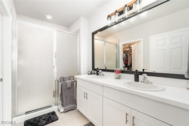 20474 Plumwood LOOP, North Fort Myers, FL 33917