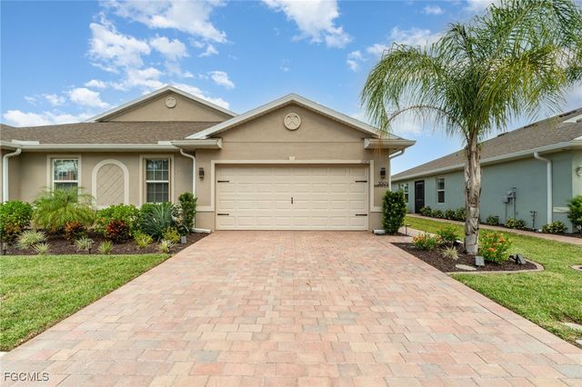 20474 Plumwood LOOP, North Fort Myers, FL 33917